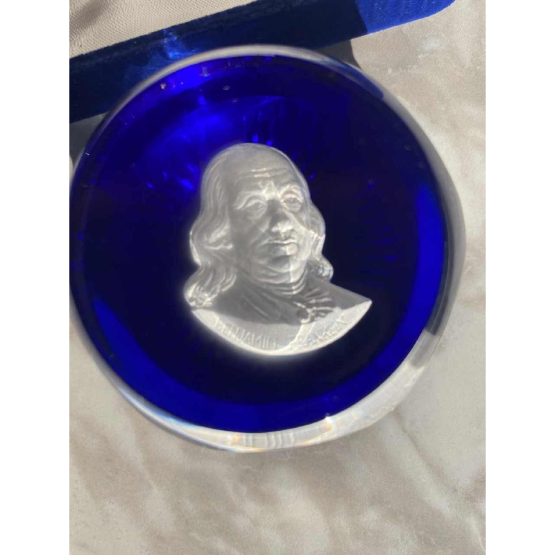 Baccarat & Cristaux d'Albret / Franklin Mint, collection of 10 crystal cameo paperweights, American Independence 1974