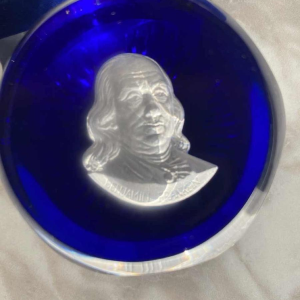 Baccarat & Cristaux d'Albret / Franklin Mint, collection of 10 crystal cameo paperweights, American Independence 1974
