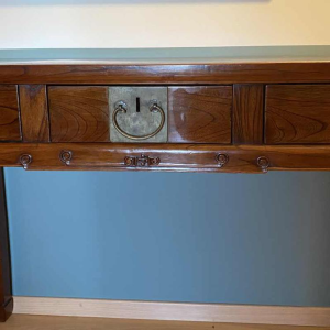 Console indo-chinoise en orme, XXe s