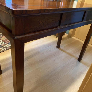 Console indo-chinoise en orme, XXe s