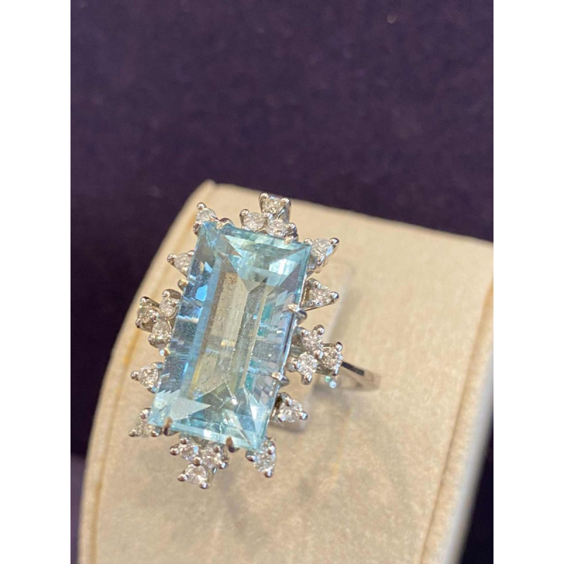 Bague cocktail or gris, aigue-marine taille Ã©meraude & diamants, ca 1970