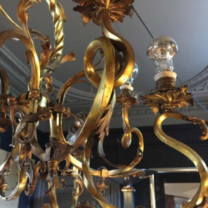 Bronze Chandelier Napoléon III , style Louis XV torsade rocaille baroque, 1890.