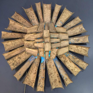 Big Wall SUNBURST sculpture lamp, Resin & Polyester, style Brutalist, 1970