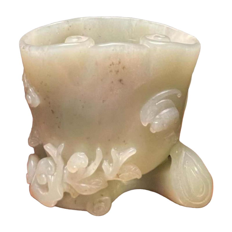 Coupe libératoire en forme de champignon lingzhi (amadouvier) en jade céladon, Chine époque Quianlong