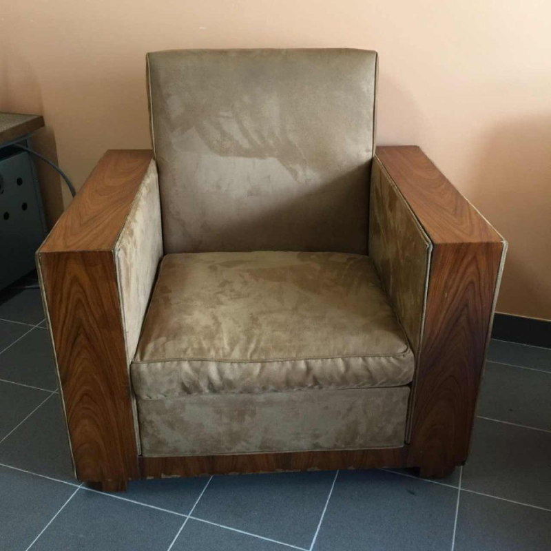 Pair of Modernist Cubist Art Deco Clubs / Armchairs, Alcantara Walnut, 1930s