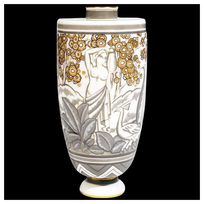 HENRI PATOU & SEVRES, Uitzonderlijke Art Deco porseleinen vaas van Ch Fritz 1927