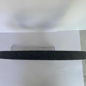 Halinka Jakubowska “Mobirone” sculptuur in granietsteen, 2013