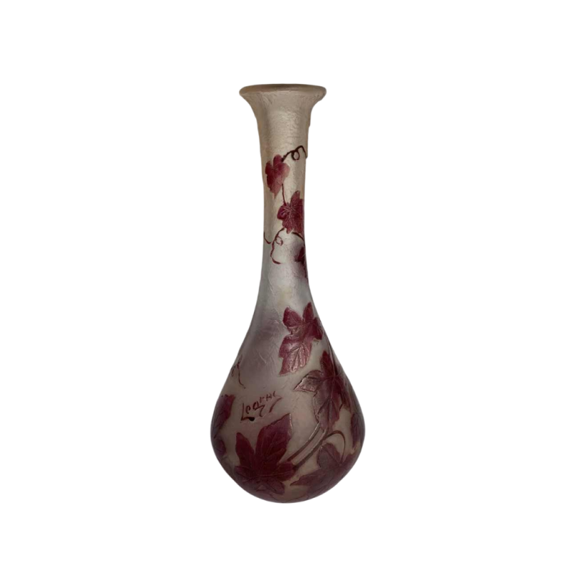 Legras, vase de la série 'Rubis' décor de feuilles de vigne, ca 1900