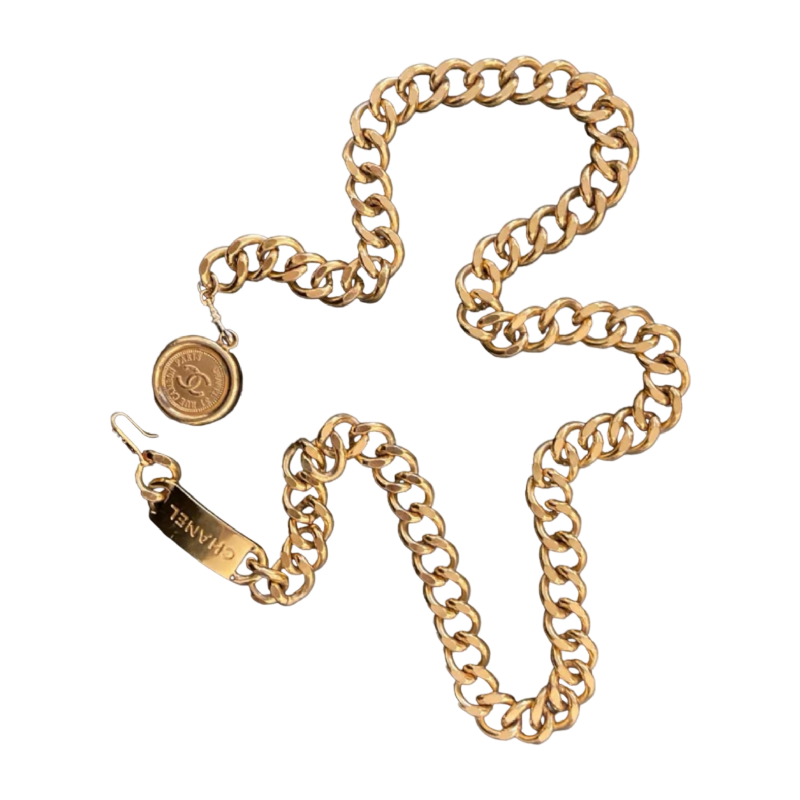 Chanel, ceinture en métal dorée, avec médaille gourmette