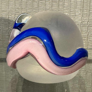 Louis LELOUP (1929-): crystal paperweight