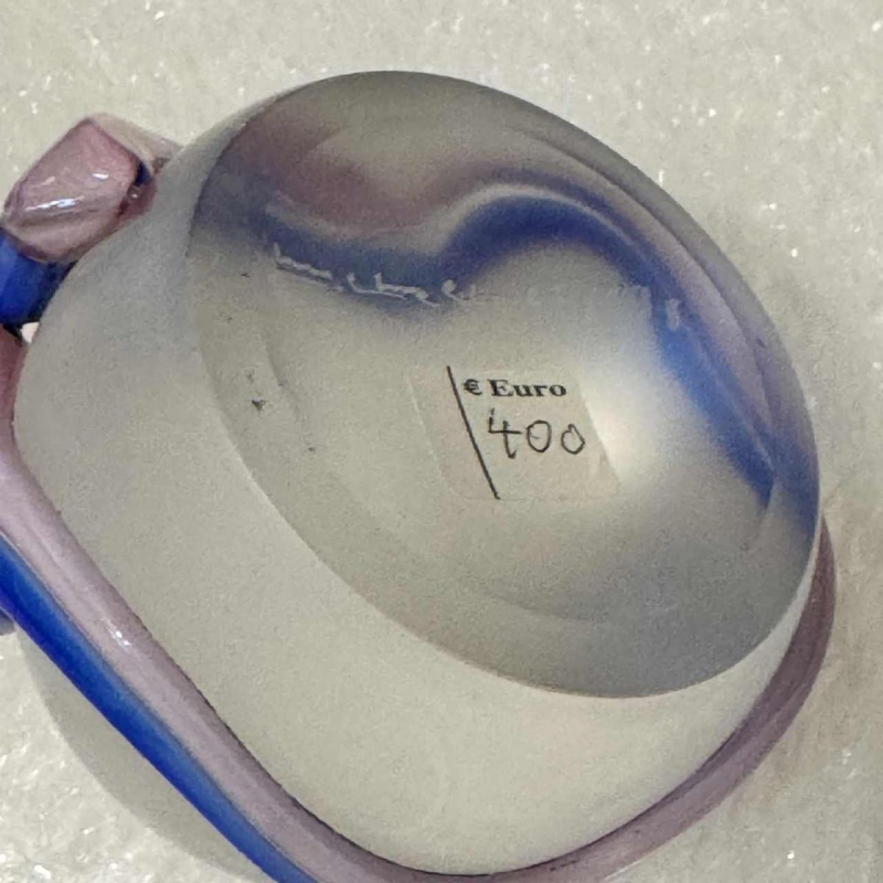 Louis LELOUP (1929-): crystal paperweight