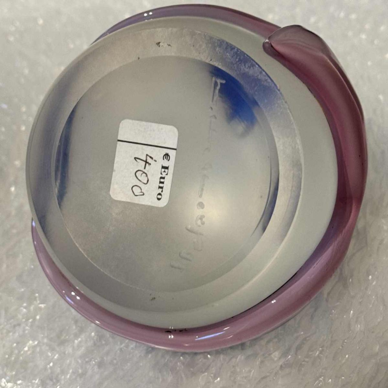 Louis LELOUP (1929-): presse papier en cristal avec application