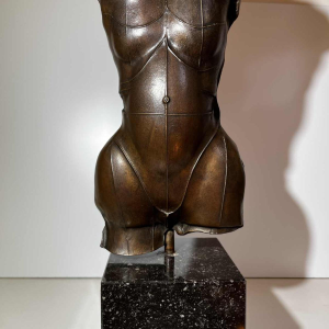 PAUL WUNDERLICH, sculpture torso / bust of a woman in bronze, bluestone base, N44/50 in 1983