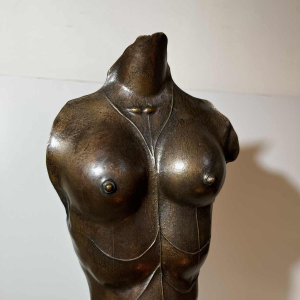 PAUL WUNDERLICH, sculpture torso / bust of a woman in bronze, bluestone base, N44/50 in 1983
