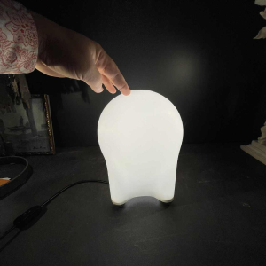 Giotto Stoppino "Drop" voor Enrico Tronconi 1976, Tafellamp Opaline Bekleed Glas