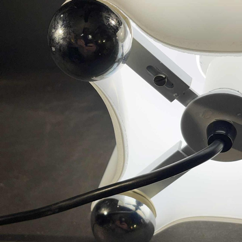 Giotto Stoppino "Drop" pour Tronconi 1976, Lampe de Table, Verre Doublé Opaline