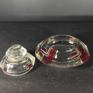 KARL PALDA, boite ART DECO moderniste rouge en verre de Bohème, circa 1930