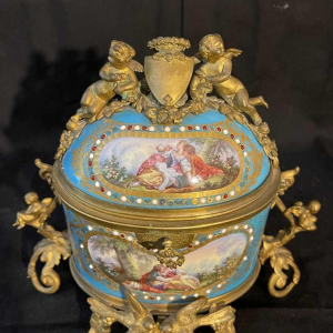 Jewellery box in Sèvres porcelain and gilt bronze, Napoleon III period