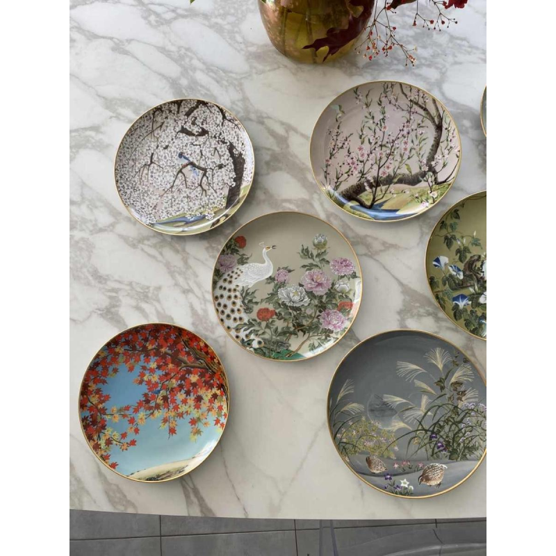 Naoka Nobata pour Franklin Mint, 12 assiettes en porcelaine, oiseaux et fleurs de l'Extrême - Orient