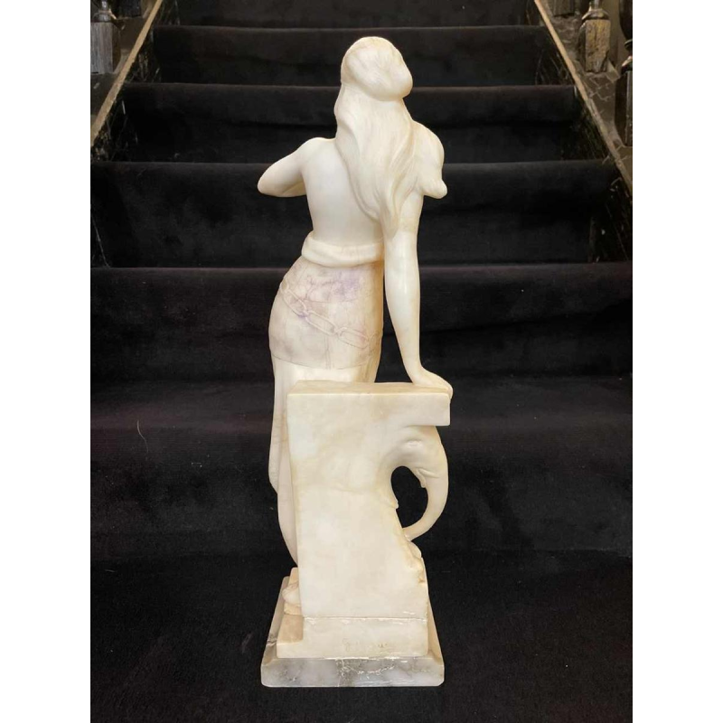 Giuseppe Papucci Woman with elephant console Art Nouveau orientalist sculpture in alabaster, late 19th century