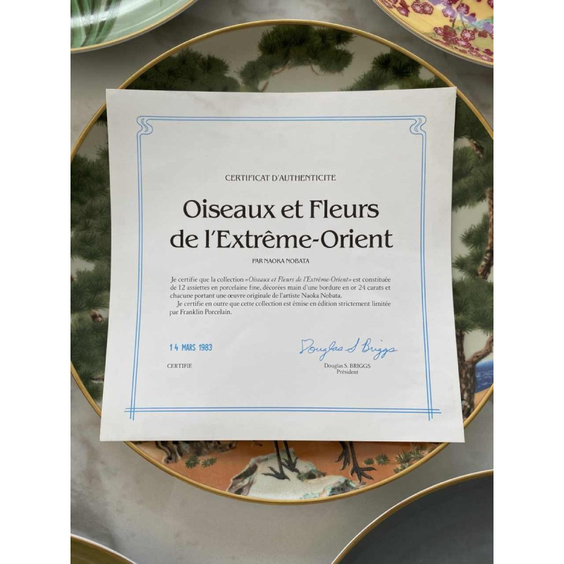 Naoka Nobata pour Franklin Mint, 12 assiettes en porcelaine, oiseaux et fleurs de l'Extrême - Orient