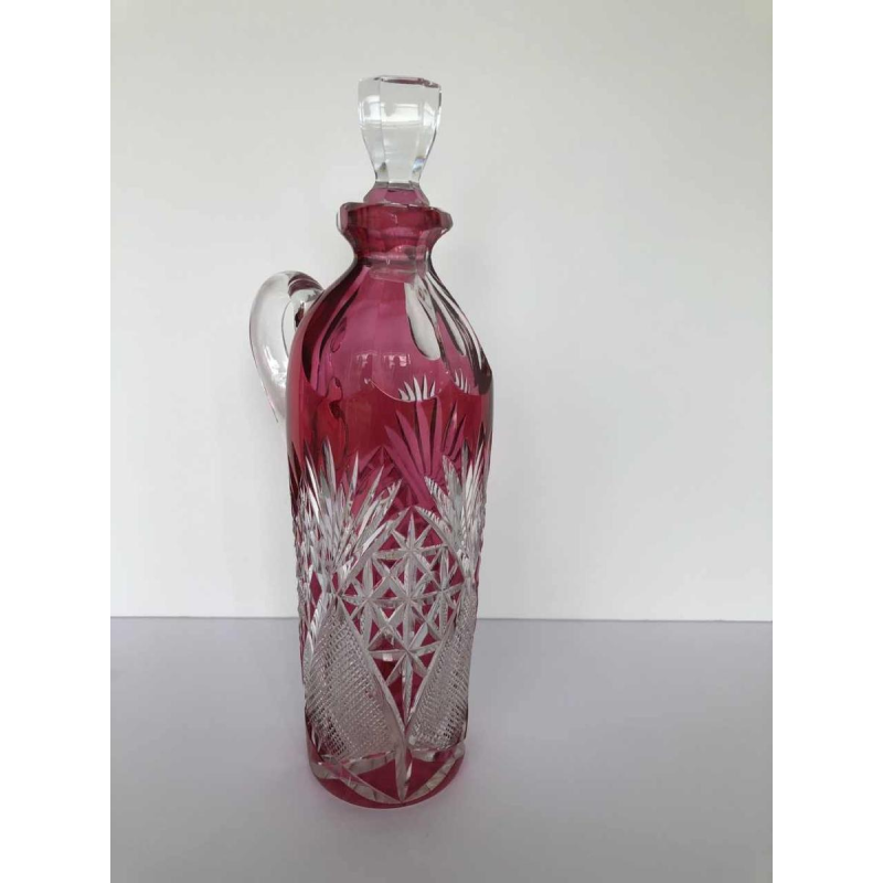 Val-Saint-Lambert, likeurfles / karaf, rood geslepen dubbel geslepen kristal, 1908