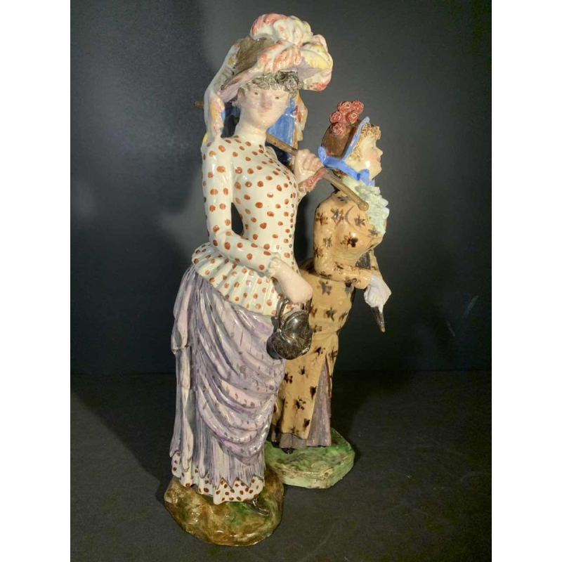 Cacciapuoti Fratelli, 2 impressionist sculptures of elegant women, 1881