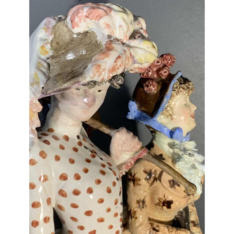 Cacciapuoti Fratelli, 2 sculptures impressionnistes de femmes élégantes, 1881