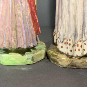 Cacciapuoti Fratelli, 2 impressionist sculptures of elegant women, 1881