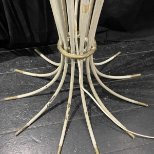 Jean Royère Mille-Pattes staande lamp van gelakt smeedijzer, circa 1951