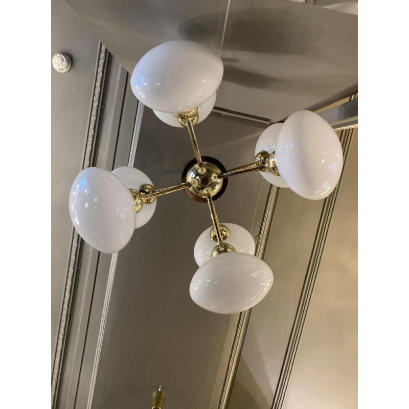 Sputnik Hanglamp Kroonluchter, goud messing, opaline glazen bolbollen, jaren 70s