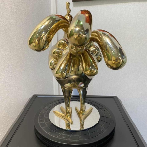 Laszlo Tibay ‘Rooster crowing’ animal sculpture in gilded bronze