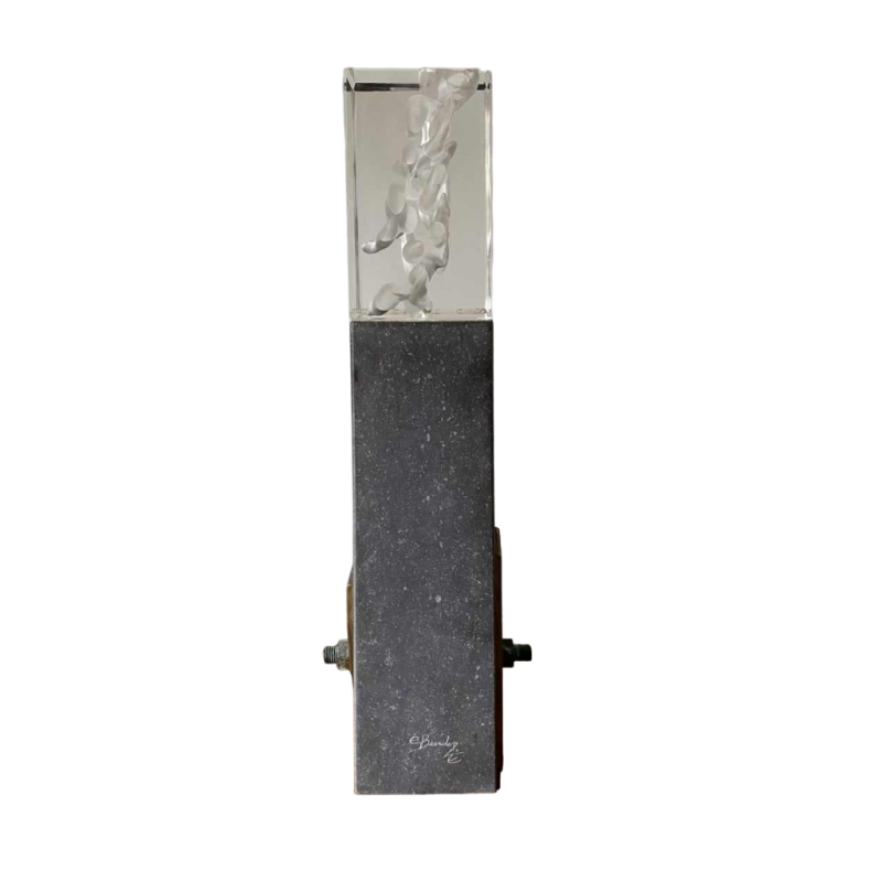 "Métronome" sculpture en verre, pierre et bronze, C. Beerden