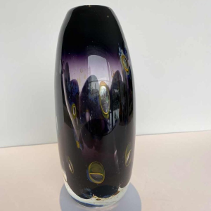 Louis Leloup, vase en cristal soufflé mauve