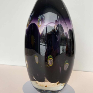Louis Leloup, vase en cristal soufflé mauve