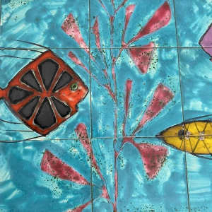 C. de Savigny ' Vissen ' salontafel, gekleurde keramische tegels, ca 1950