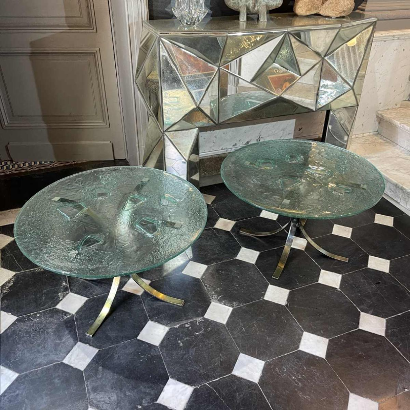 Pair of round coffee tables, Brutalist art glass, ca 1970/80