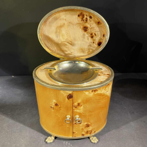 Nécessaire Fumeur, Design italien, loupe de noyer serties résine, 1970s