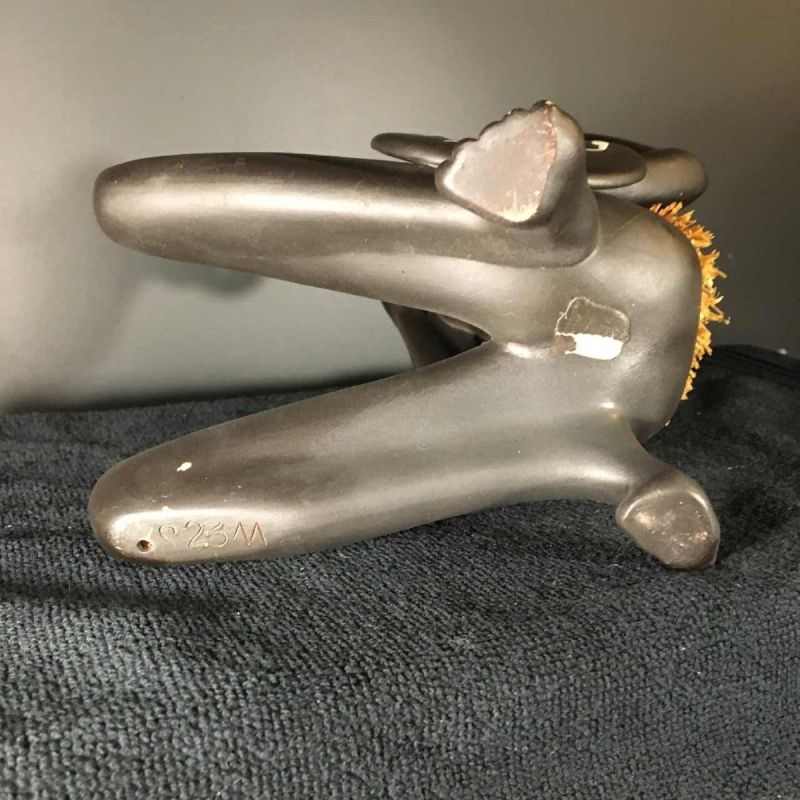 ANZENGRUBER KERAMIK, Sculpture African Watusi Naked Woman Shield, ceramic, 1950