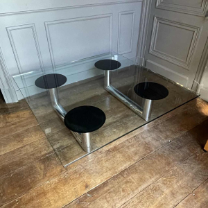 Grande table basse ou de salon carre´e en acier chromé, design italien, ca 1970