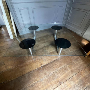 Grande table basse ou de salon carre´e en acier chromé, design italien, ca 1970