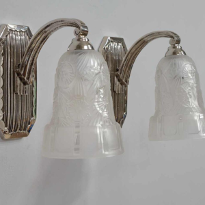 Hettier & Vincent : a pair of French art deco wall sconces, 1930 France