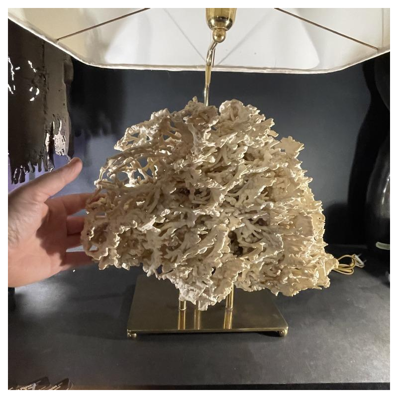 Willy Daro (attr) Koraal lamp Hollywood Regency, verguld bronzen voet ,1970s