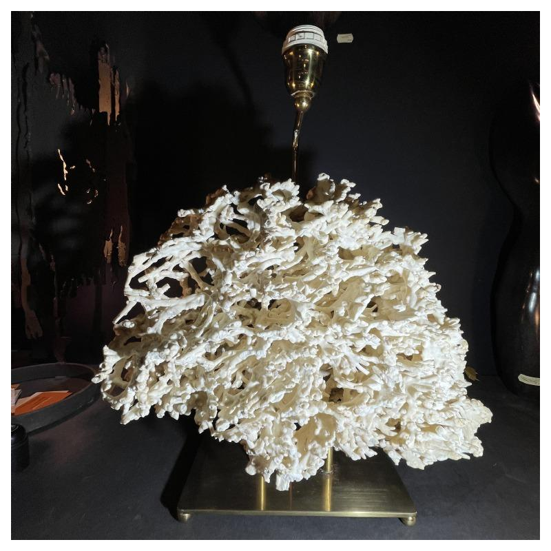 Willy Daro (attr) Koraal lamp Hollywood Regency, verguld bronzen voet ,1970s