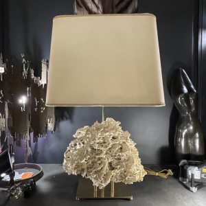 Willy Daro (attr) Koraal lamp Hollywood Regency, verguld bronzen voet ,1970s