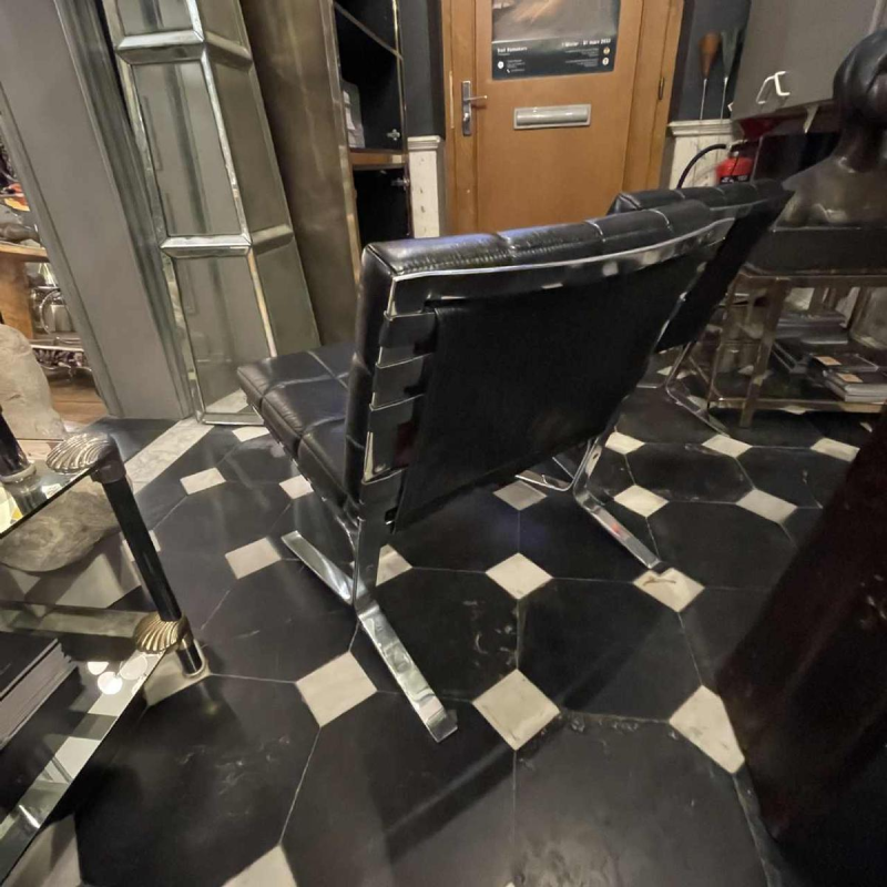 OLIVIER MOURGUE voor AIRBORNE "Joker" paar fauteuils / lounge chairs, ca 1960.