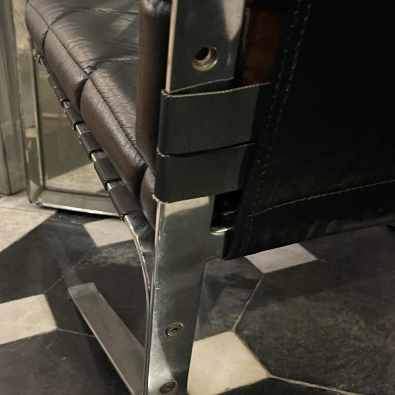 OLIVIER MOURGUE pour AIRBORNE "Joker" paire de fauteuils / lounge chairs 1960s