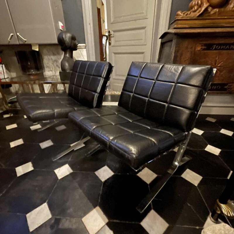 OLIVIER MOURGUE pour AIRBORNE "Joker" paire de fauteuils / lounge chairs 1960s