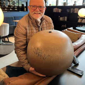ANTONIO LAMPECCO, large (50cm) brown ceramic ball vase, subtle crystallised glaze, 1983