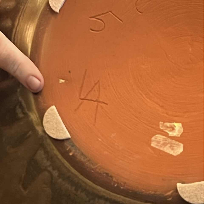 ANTONIO LAMPECCO, grote (50cm) bruine keramische bolvaas, subtiel gekristalliseerd glazuur, 1983